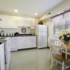 Hartford Apartments: Roselene Lambert